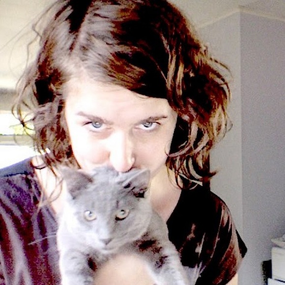 Meet your Posher, Bianca - Picture 1 of 1